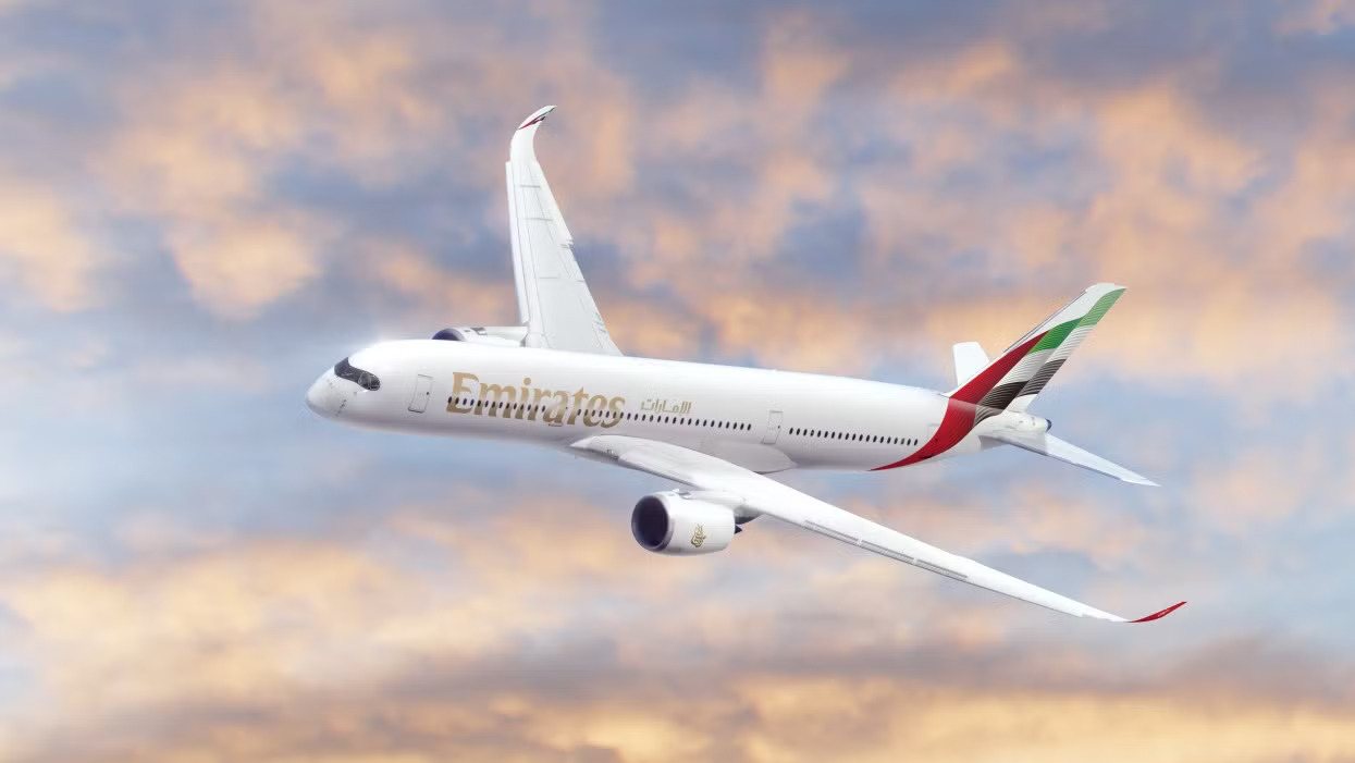 Emirates Perkenalkan A350-900: Inovasi dalam Penerbangan Modern